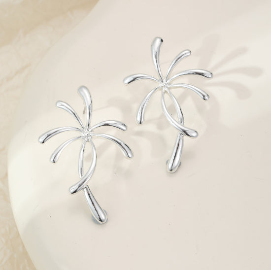 Roar Starburst Statement Earrings in Silver