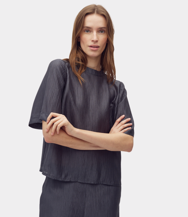 Mbym Plissa Samia Top in Turbulence Grey