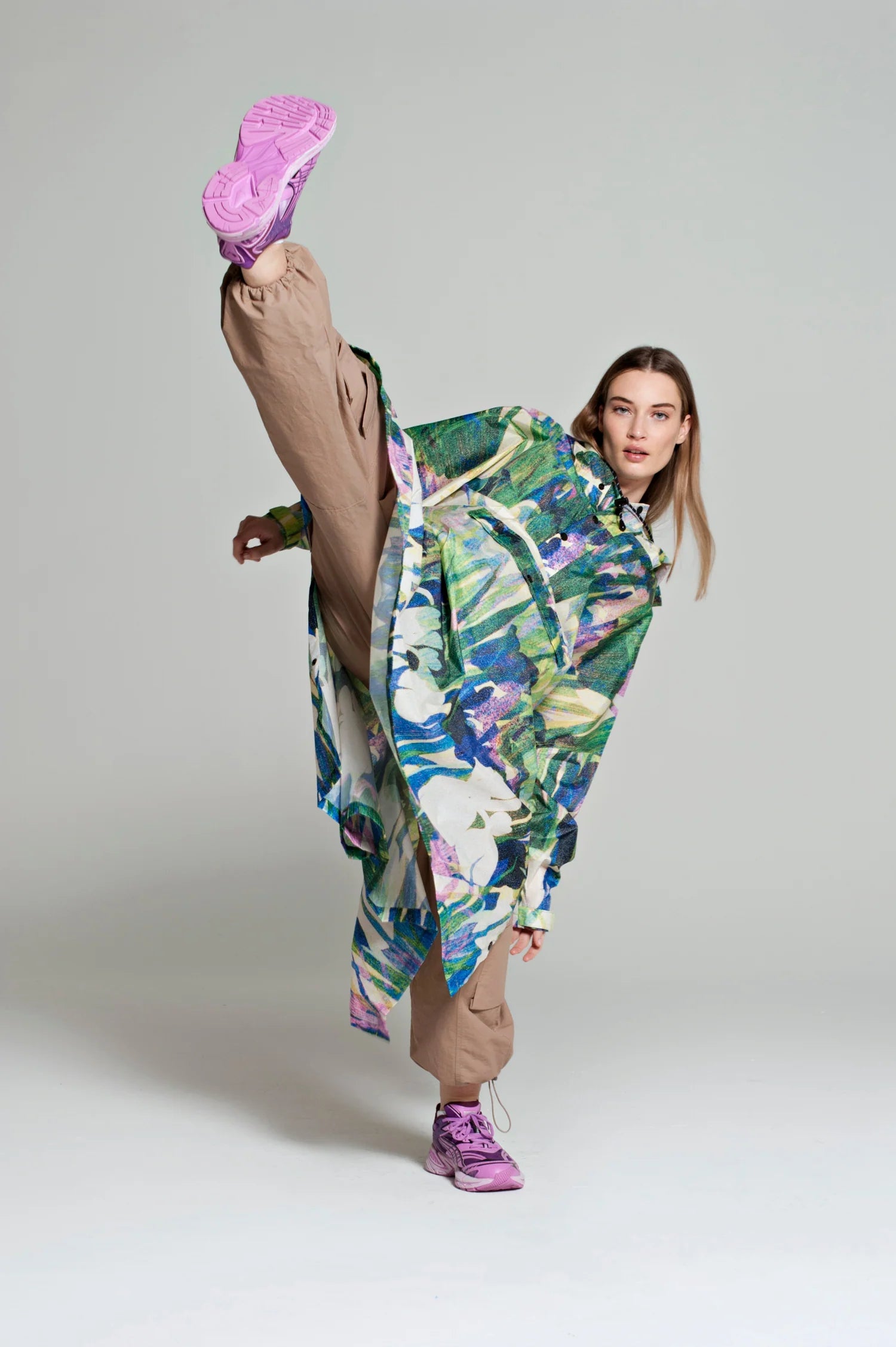 Rainkiss Lily Waterproof Poncho with Built in Carry Pouch (One Size)