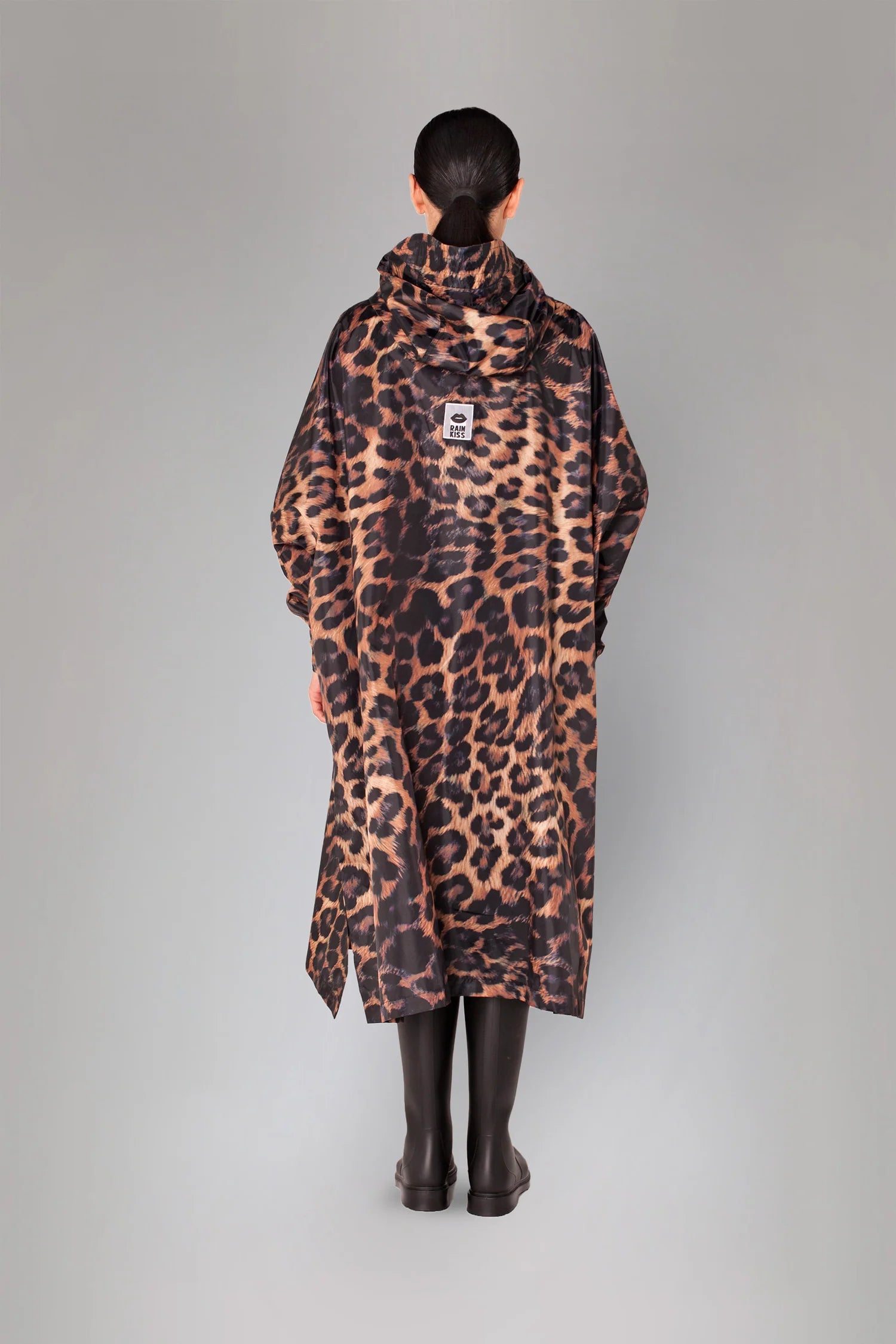 Rainkiss Dark Leopard Waterproof Poncho with Built in Carry Pouch (One Size)