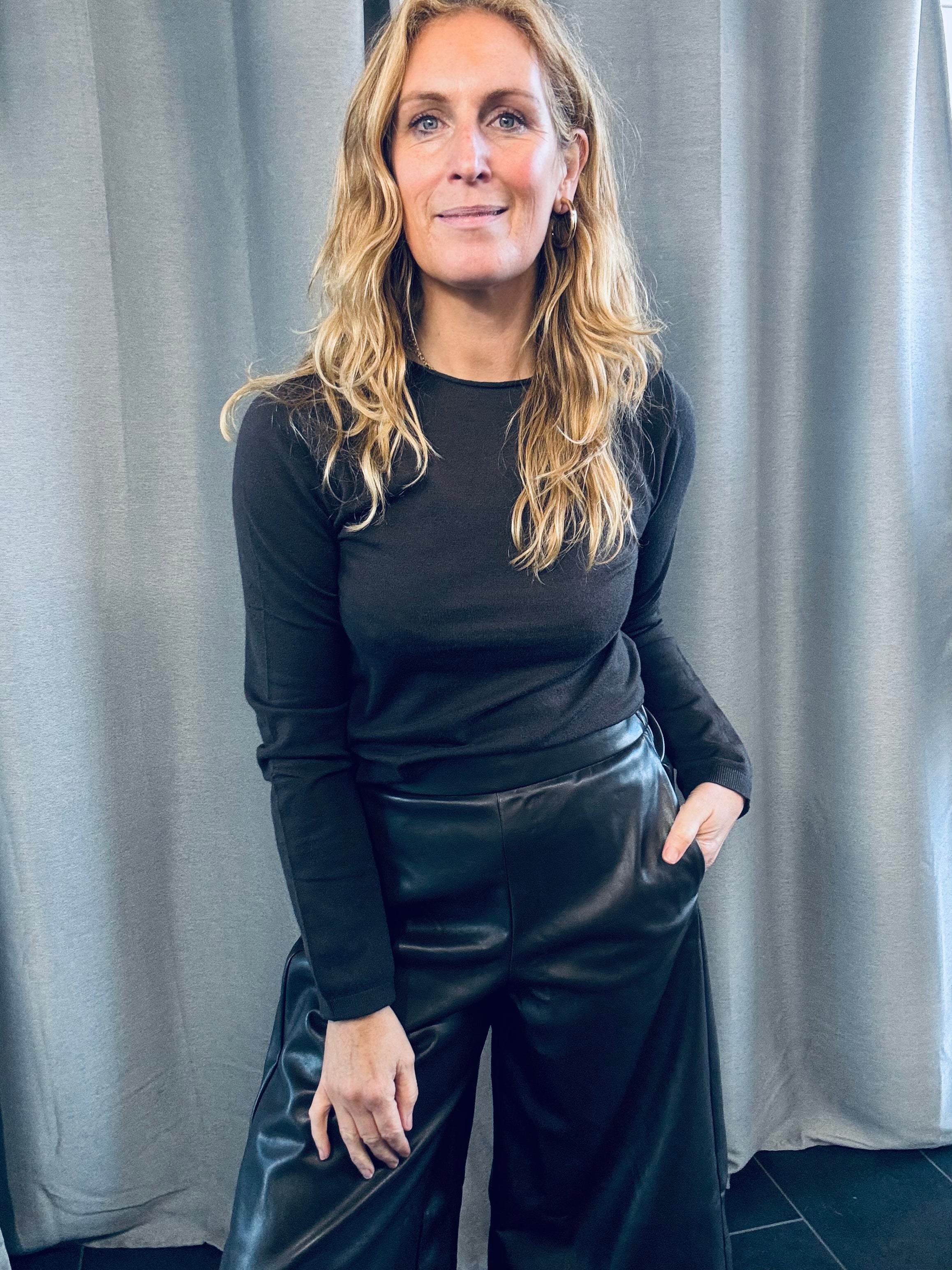 Jade Crew Neck Jumper in Chocolate Bark (ONE SIZE)m