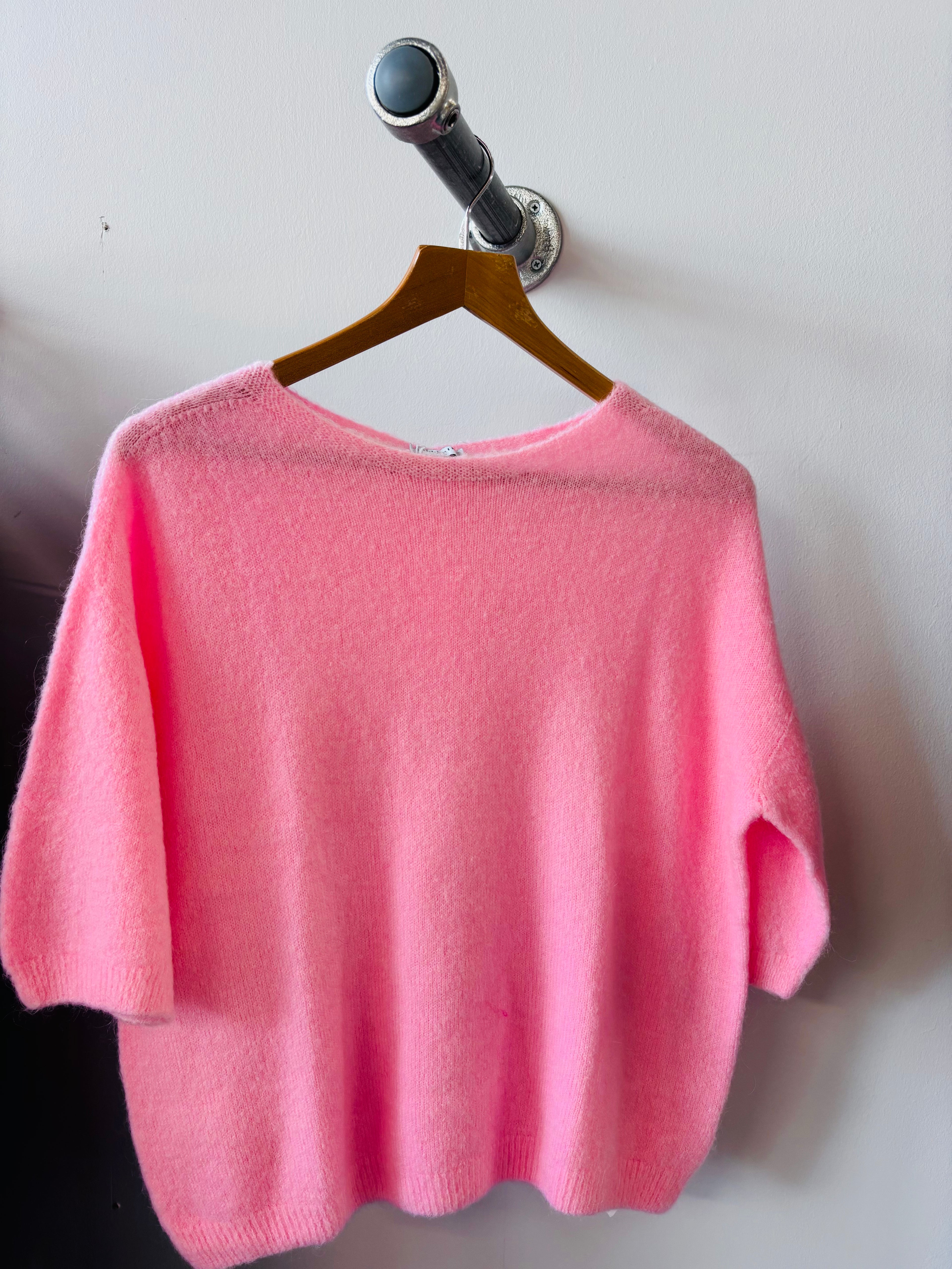 Alpaca Crew Neck Jumper in pink (one size)