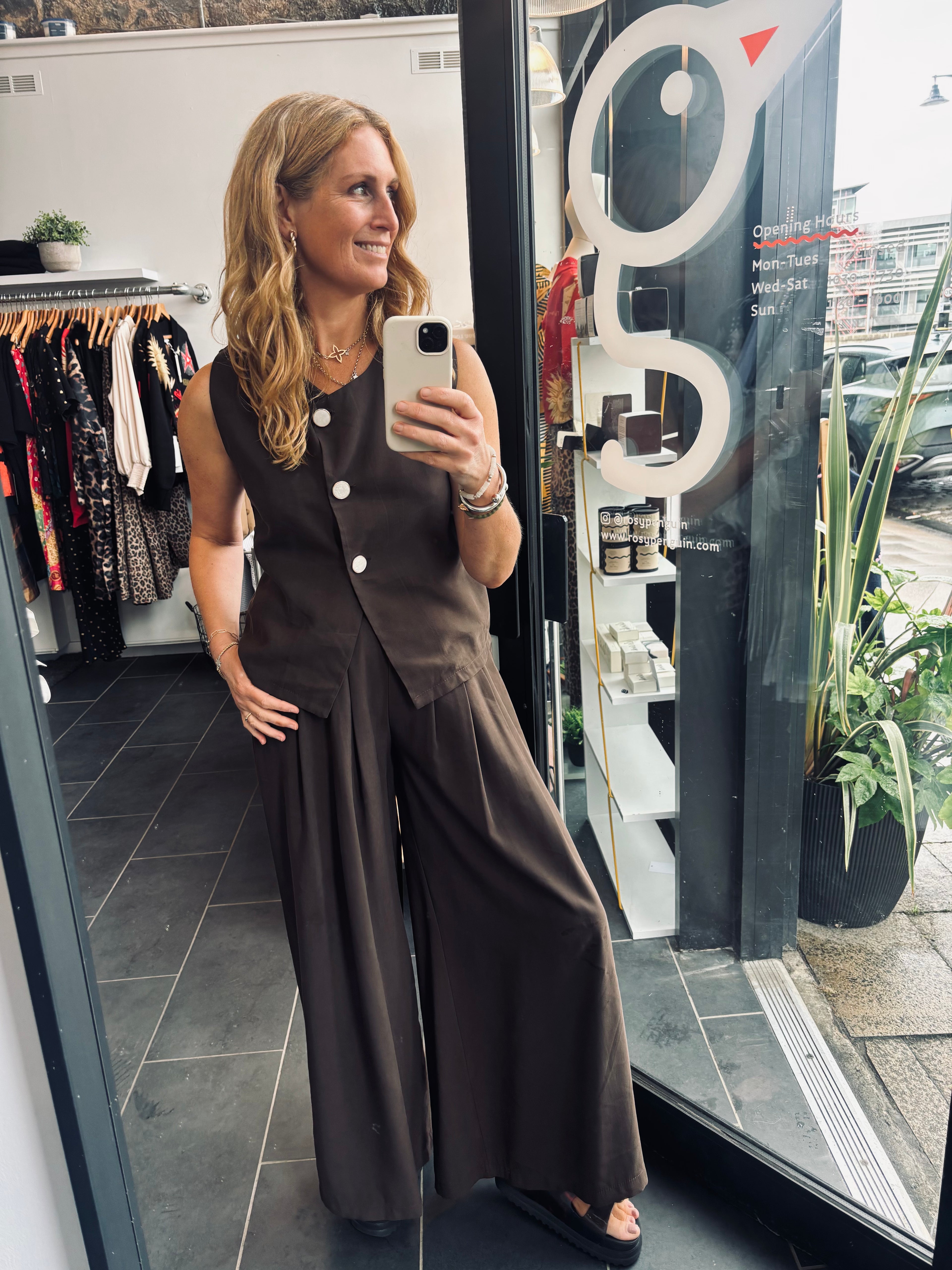 Mimi Tailored Waistcoat in Brown (ONE SIZE)