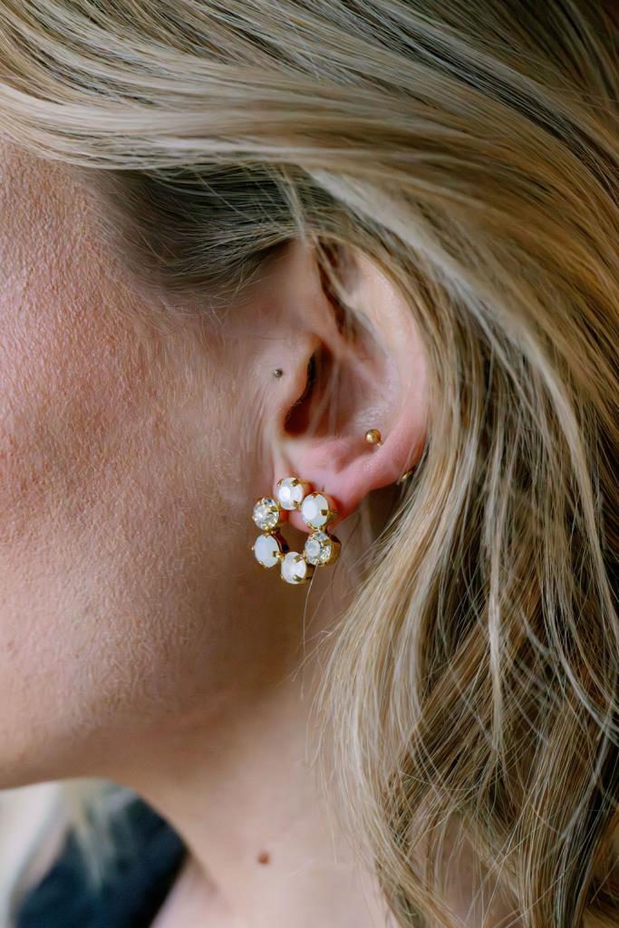 Tilda Gem Flower Hoop in White & Gold