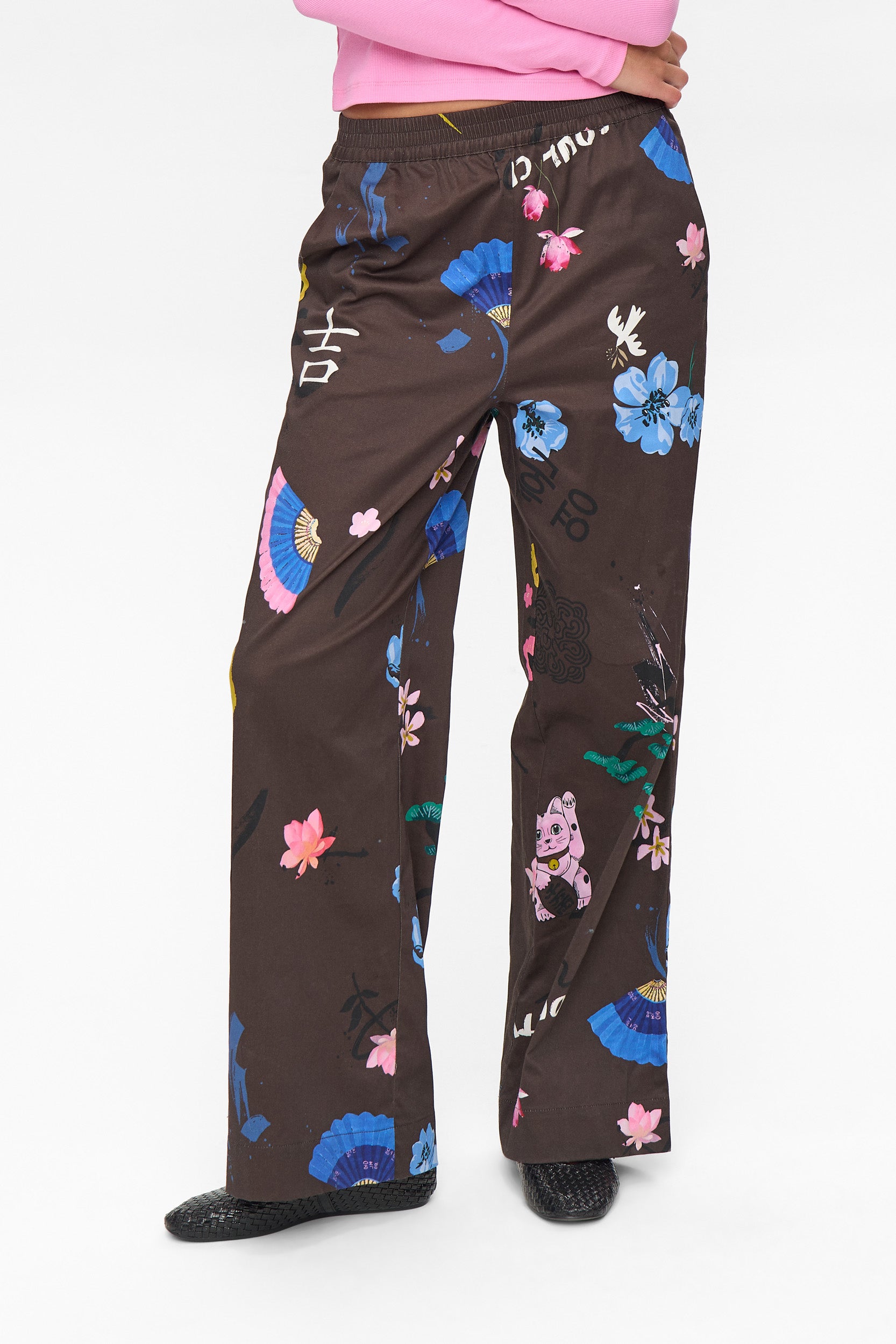 Numph Numarki Print Trouser in Black Coffee Brown
