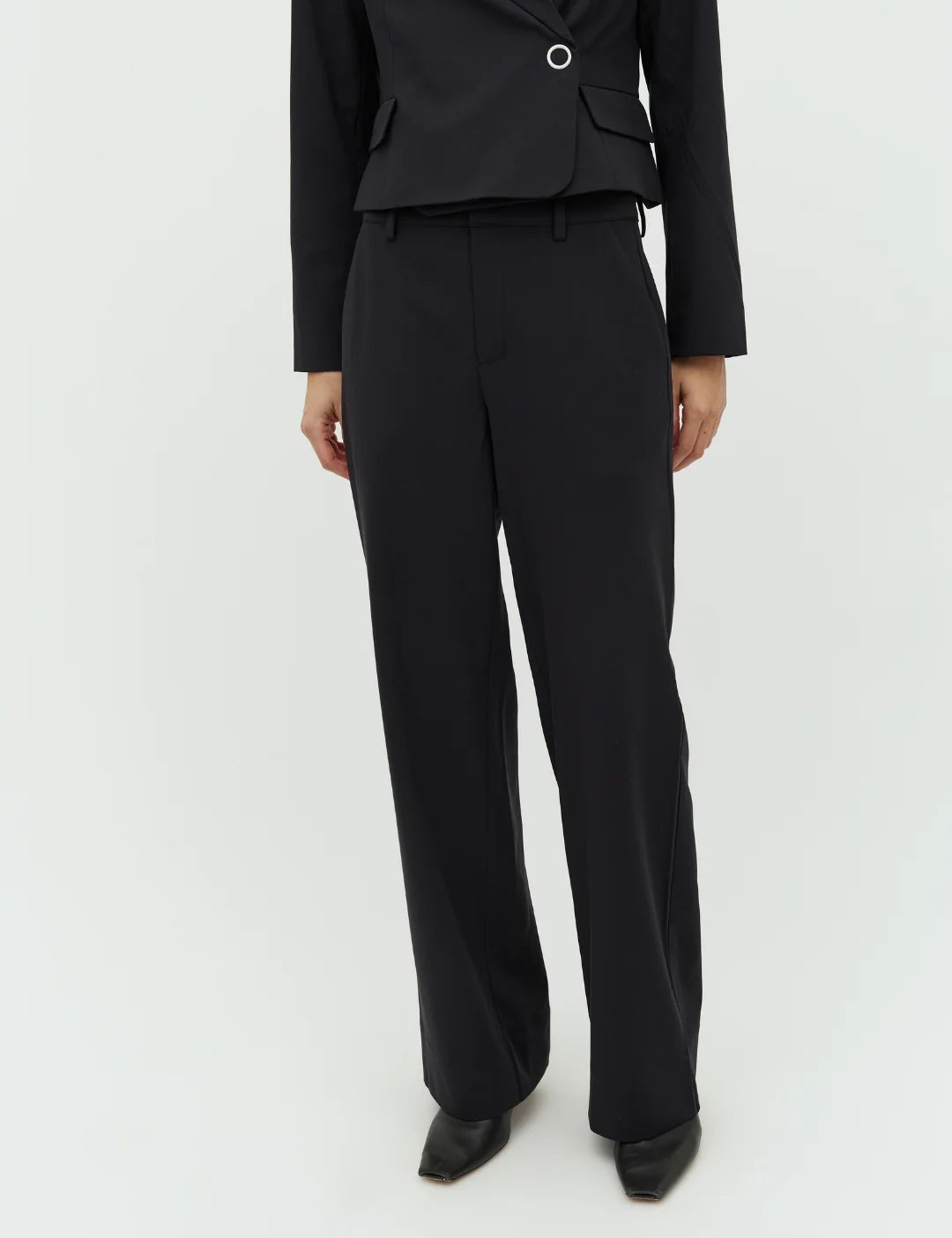 Mbym Rihnwen Willah Trousers in Black