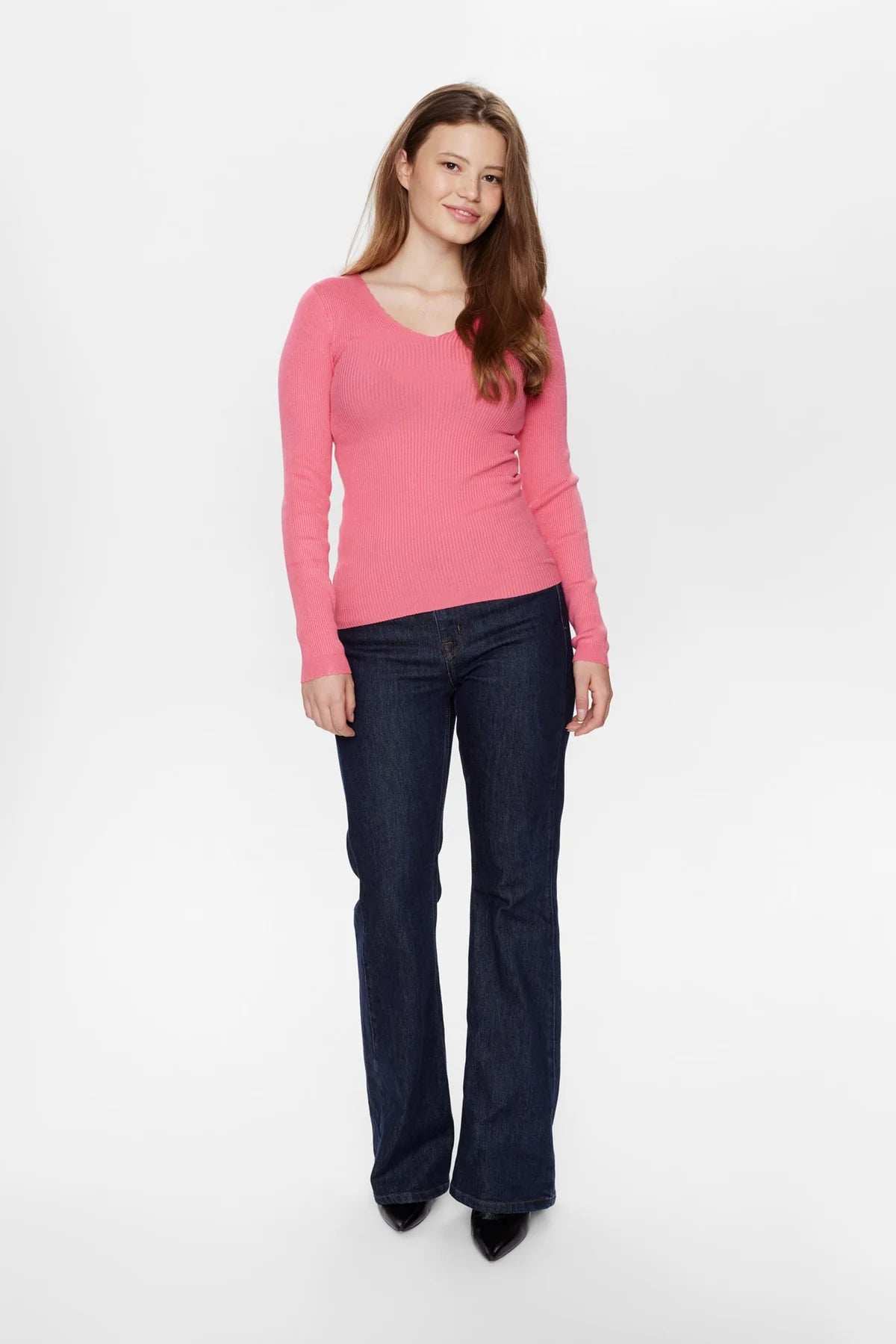 Numph Nuayelet Long Sleeved Ribbed Top in Cameillia Rose