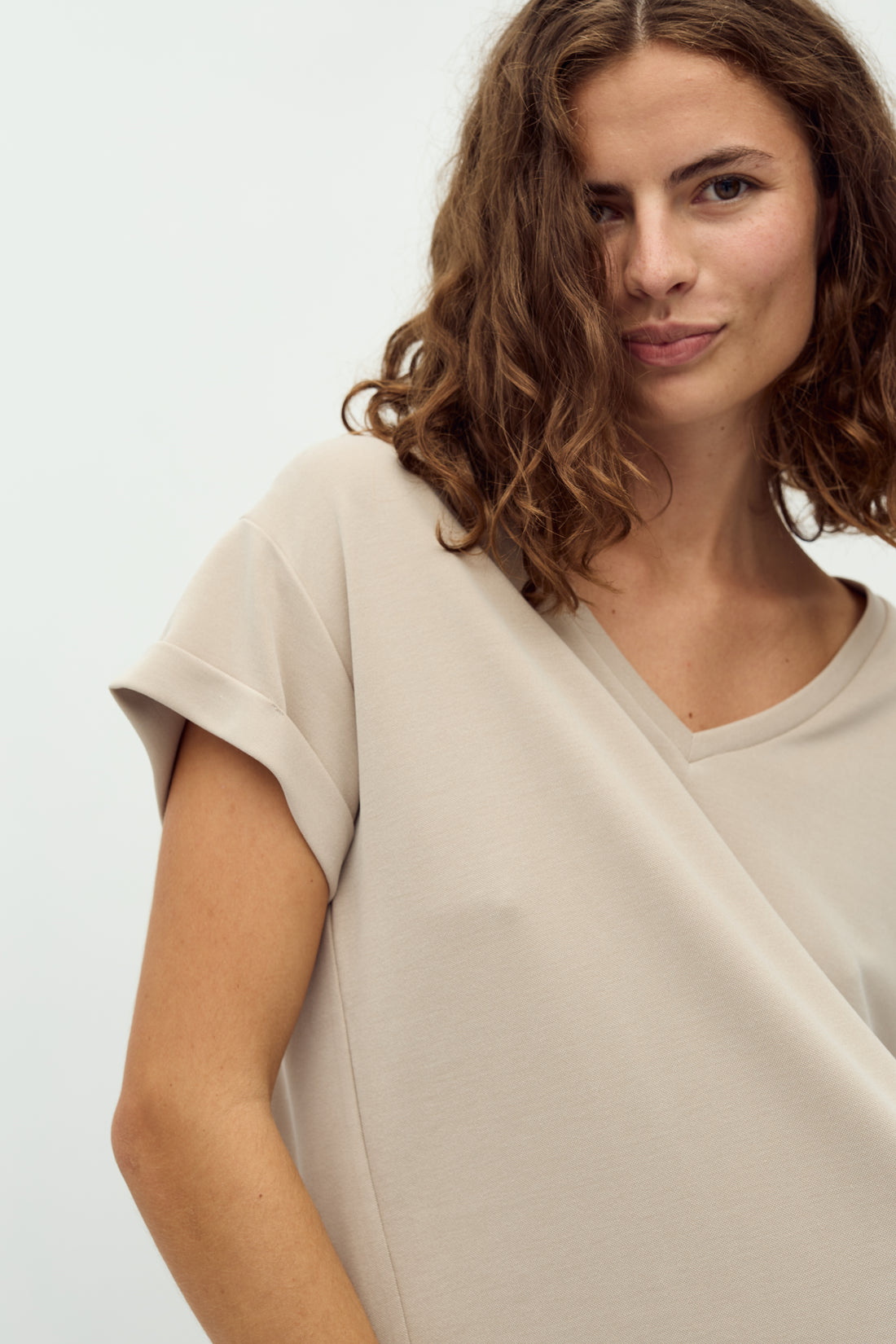 MbyM Bosko Luxe V-Neck T-Shirt in Island Fossil!