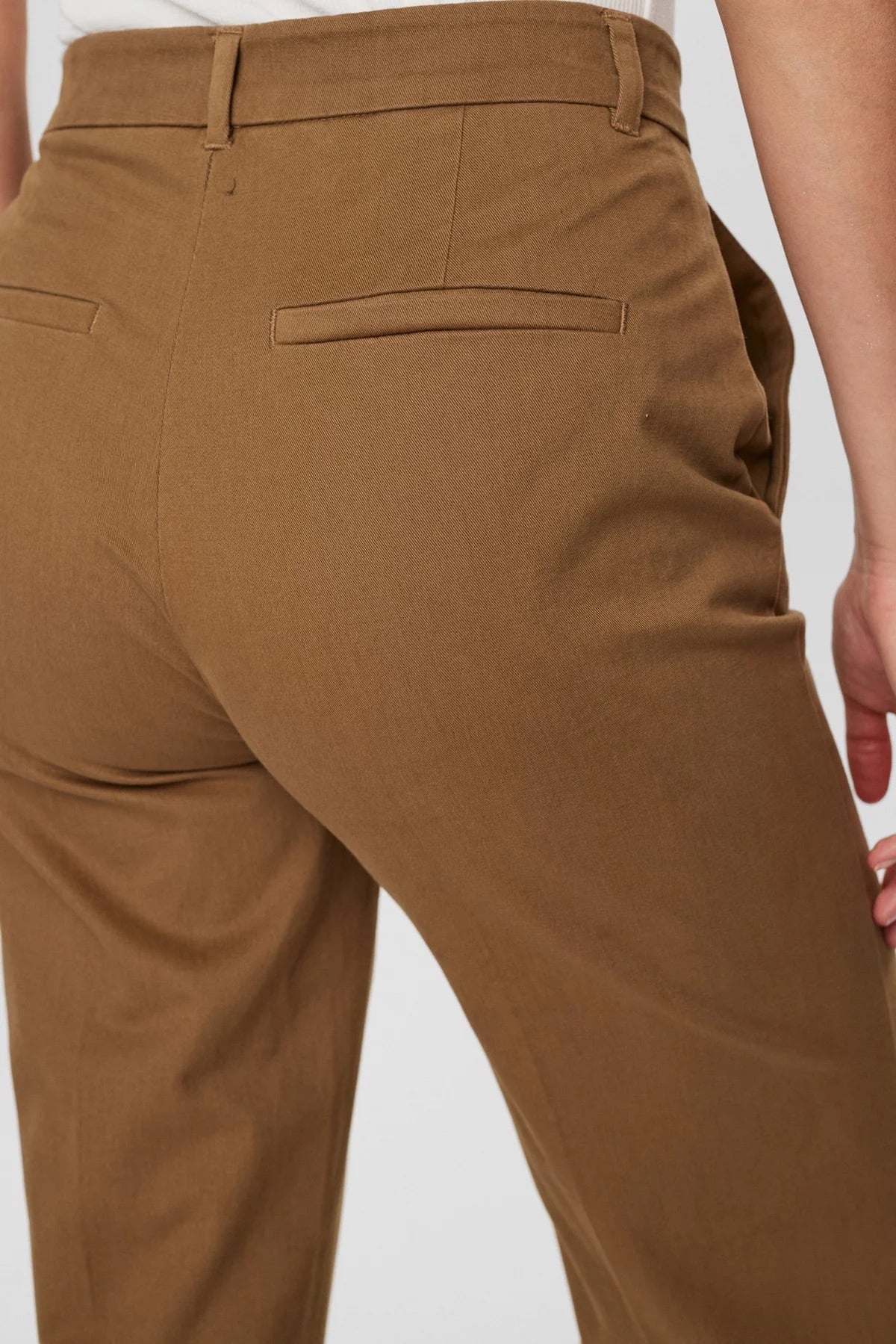 Nümph Nuregrit High Waisted Flair Trouser in Kangaroo