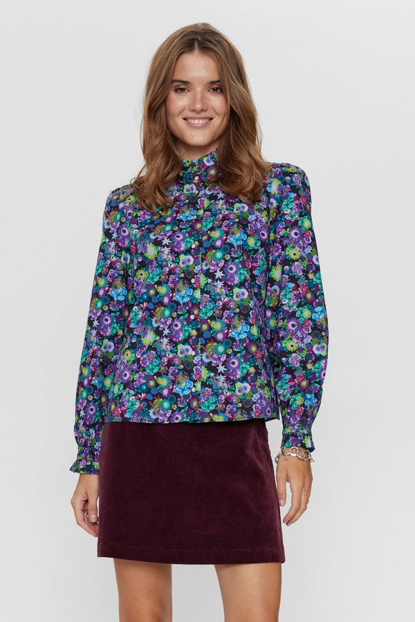 Numph Nutricia Shirt in Caviar with Floral Print