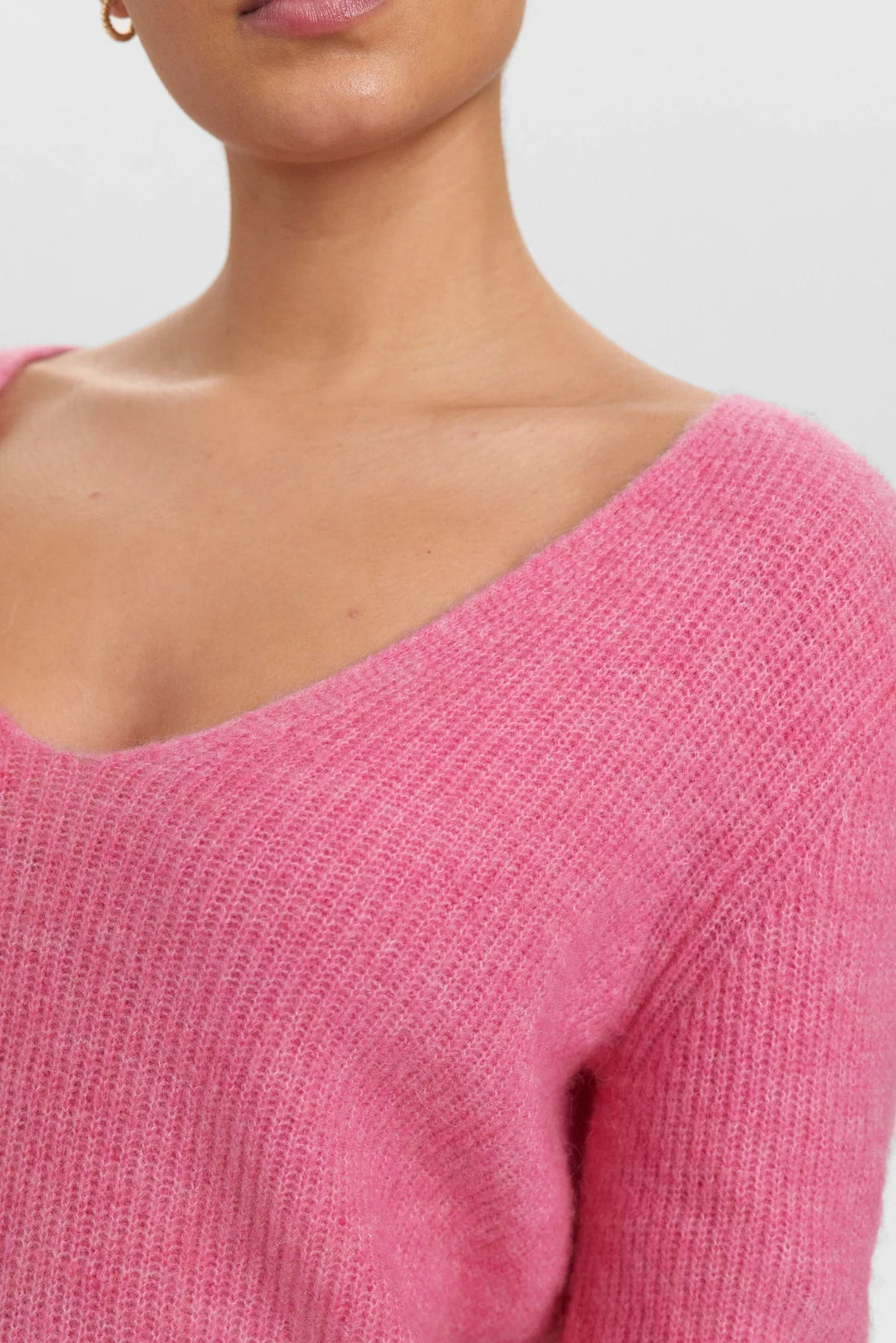 Numph Nuriette Ribbed V-Neck Knit in Pink Cosmos