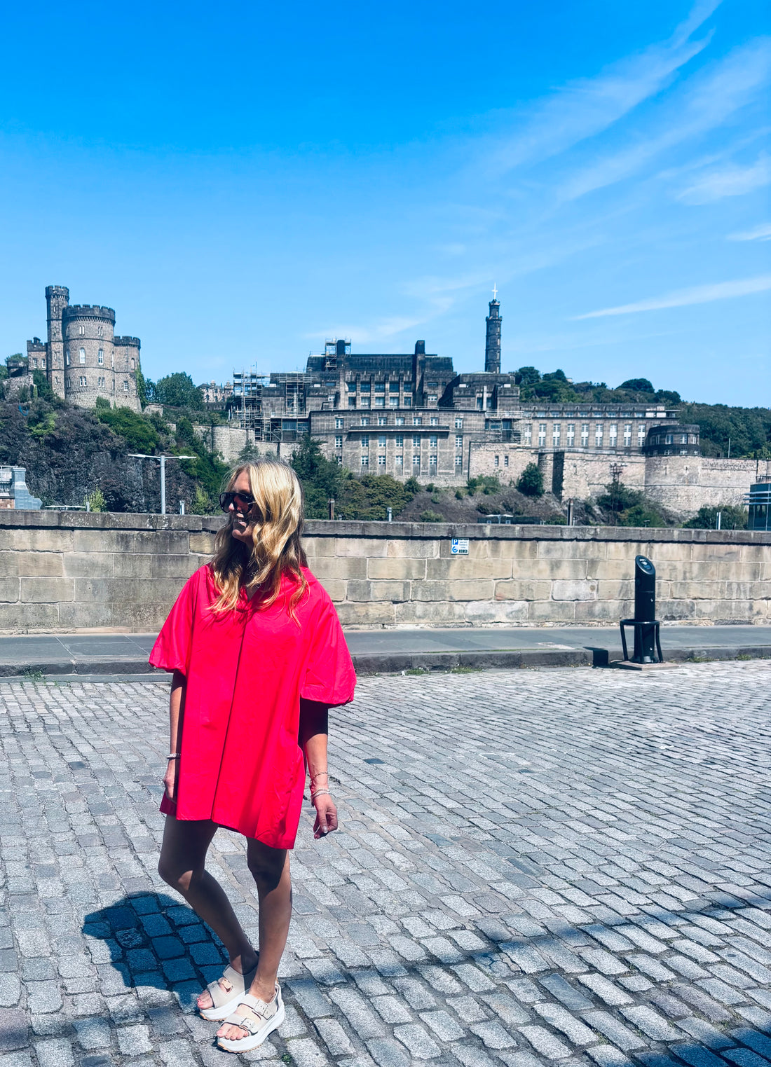 Red puff Sleeve Dress (one size)