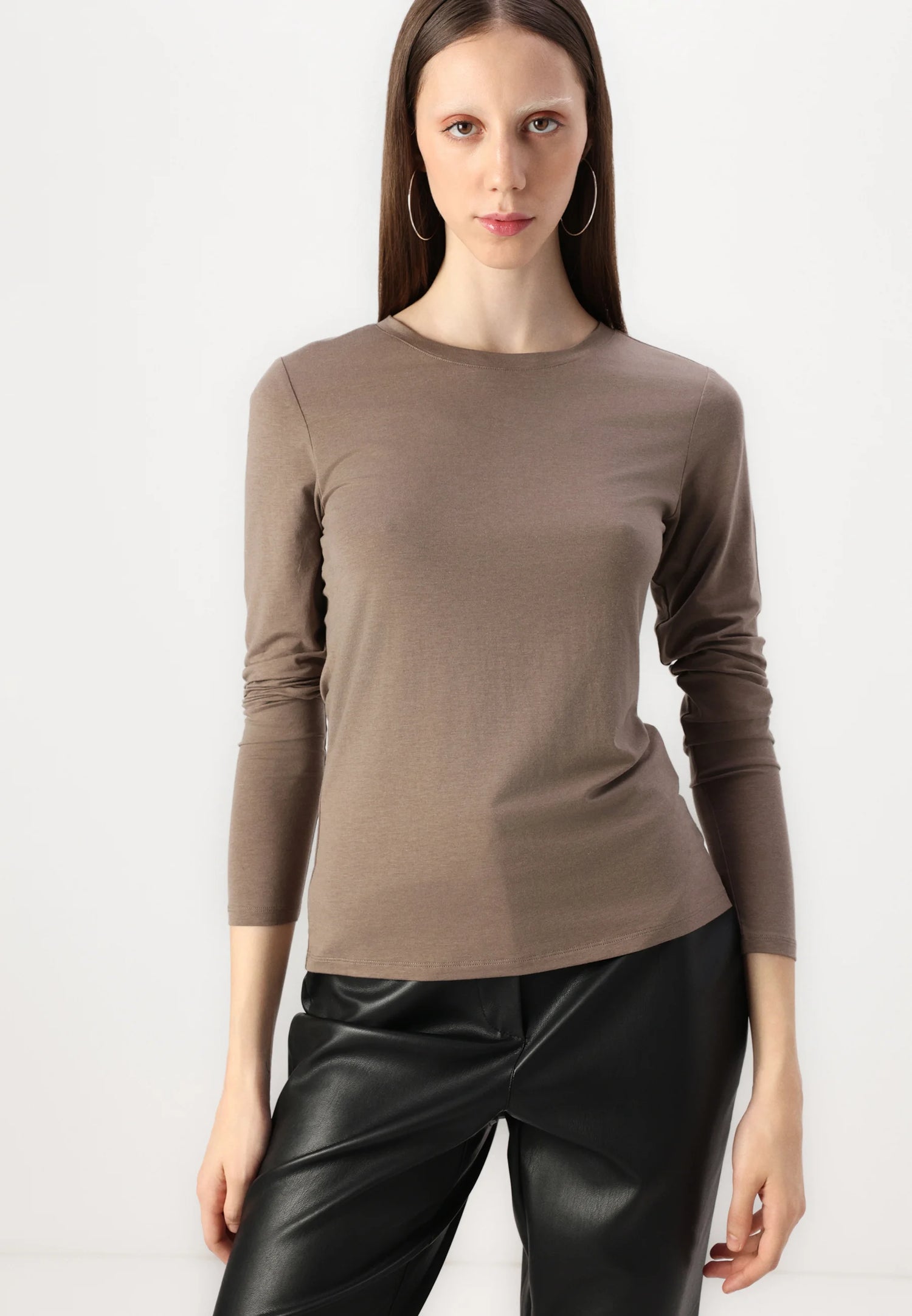 MSCH Betrina Round Neck Long Sleeved Top in Walnut