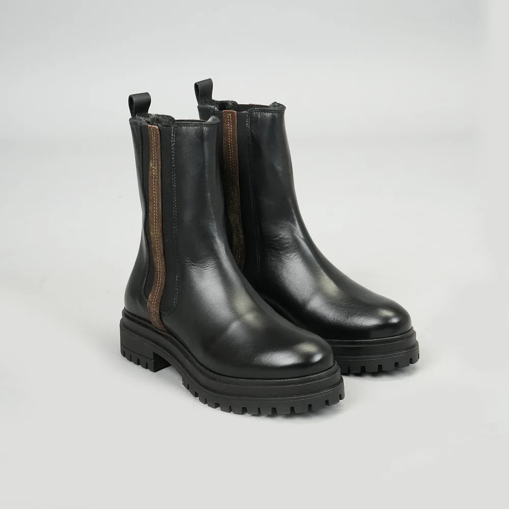 Esska Yaline Black Ankle Boot