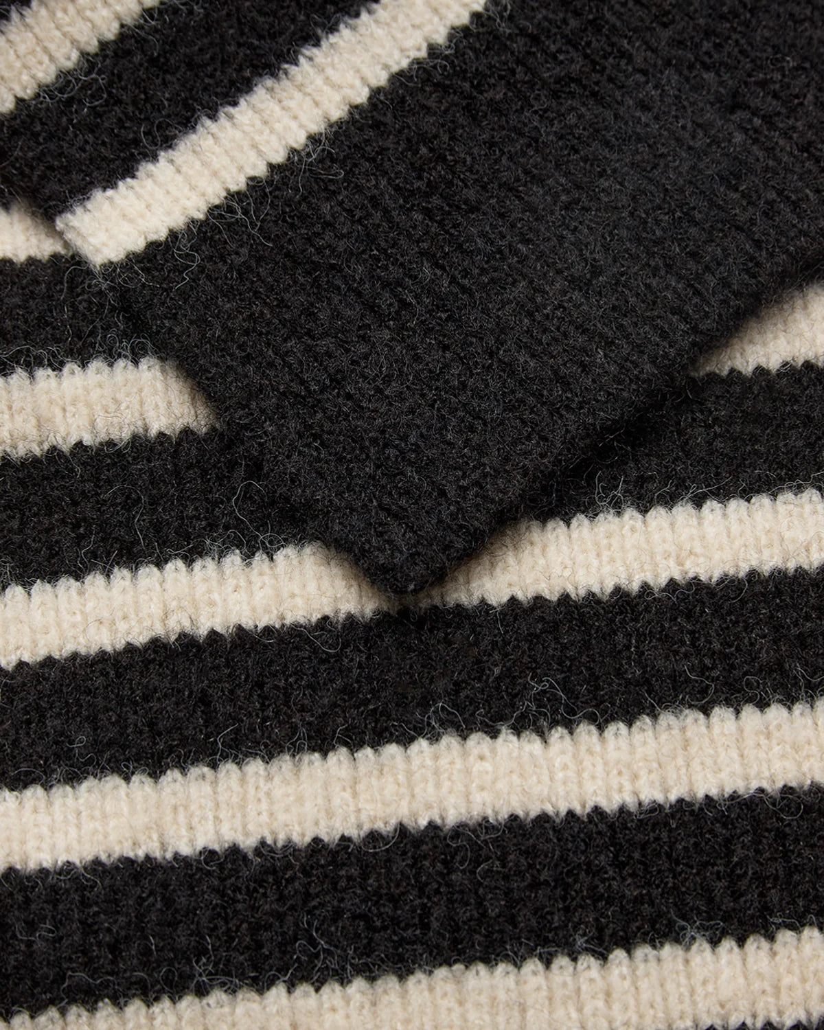 Numph Nudaria Striped Black and White Scarf