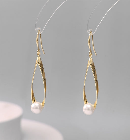 Pearl Drop Gold  Earrings
