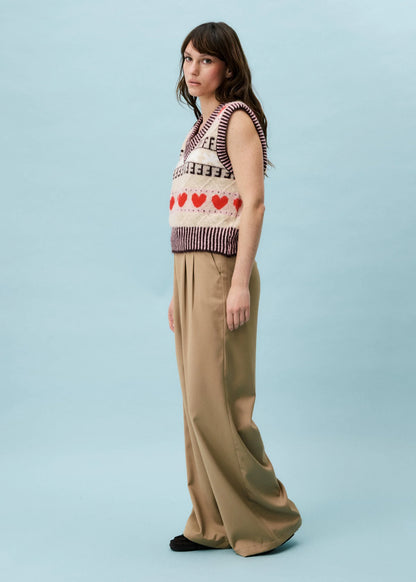 Frnch Rhubarbe Love Heart Vest