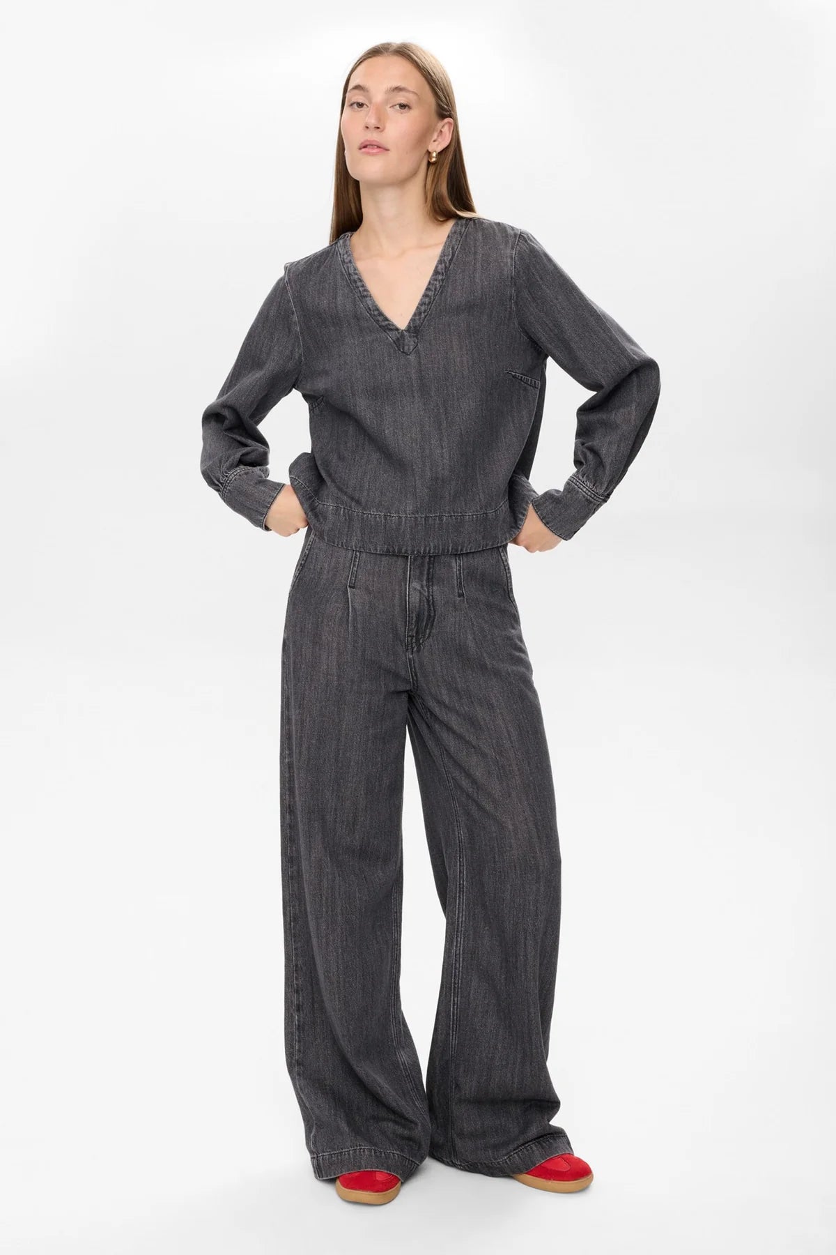 Numph Nuseoul Denim Top in Medium Grey