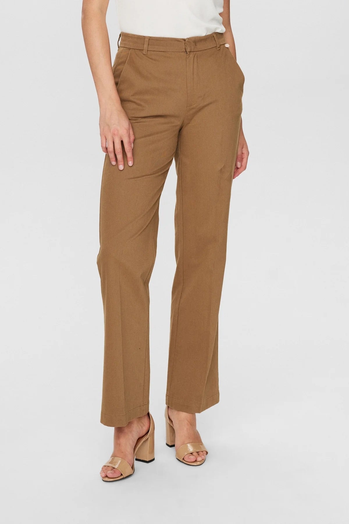 Nümph Nuregrit High Waisted Flair Trouser in Kangaroo