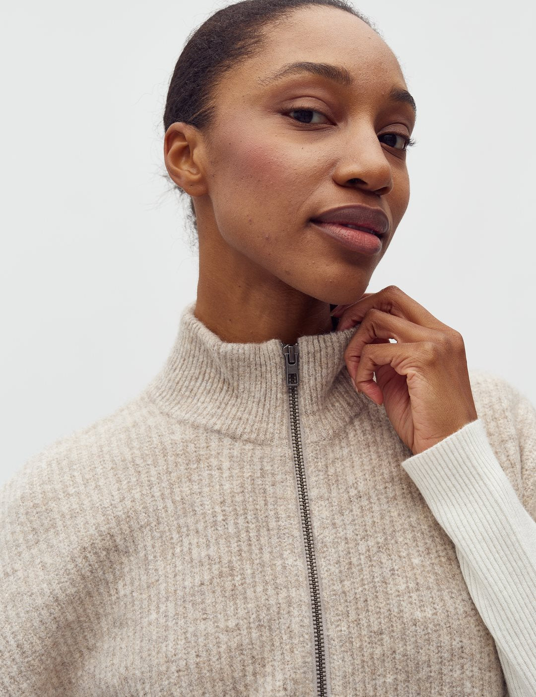 MbyM Hevelyn Roselina Cape Zip Up in Taupe