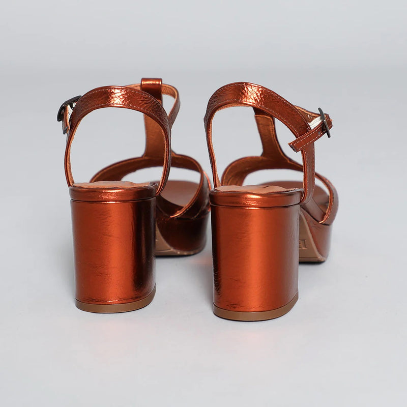 Esska Charlie Leather Block Heel Shoe in Metallic Copper