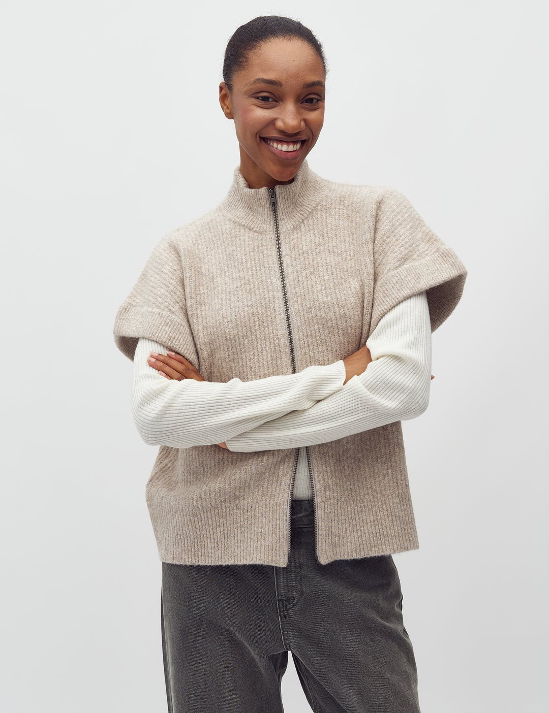 MbyM Hevelyn Roselina Cape Zip Up in Taupe