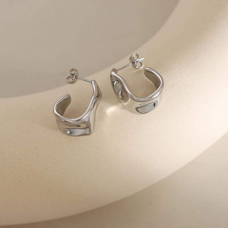 Anna Molten Chunky Silver Curve Earrings