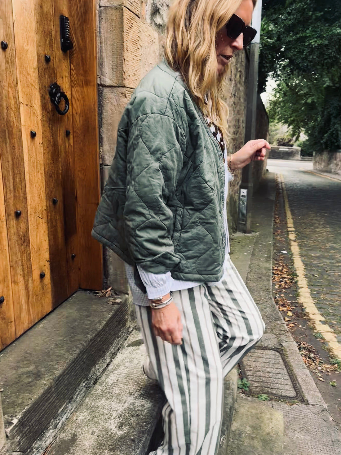 Lara Striped Trousers in Beige and Khaki (ONE SIZE)