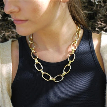 Hoopa Chunky Gold Chain Necklace