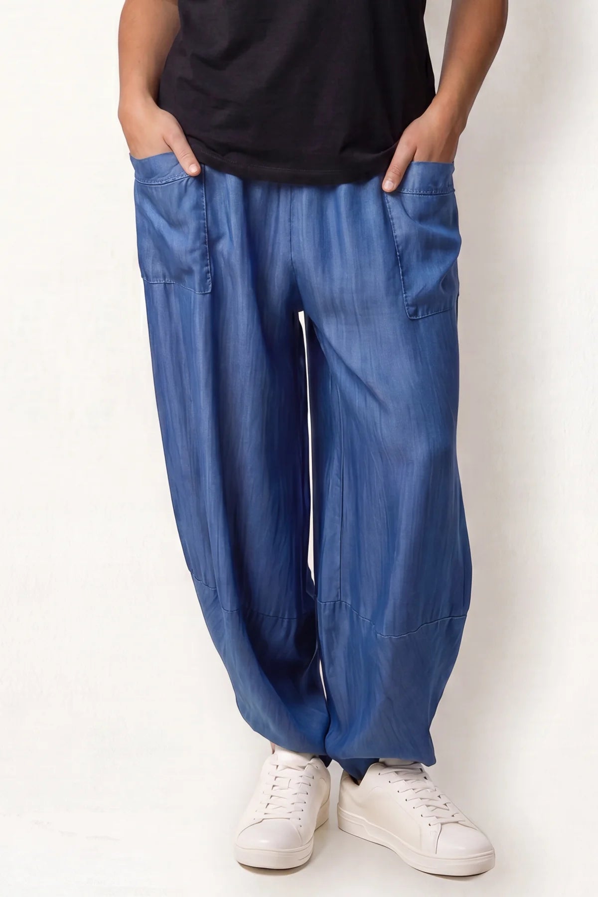 Front Pockets Denim Harem Trousers (one size)