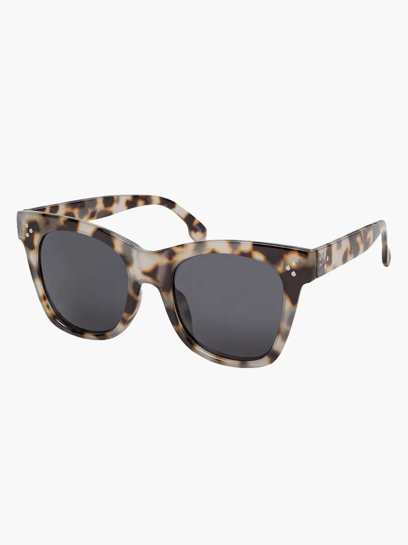 Nuvilje Sunglasses in Multi Shell with Case