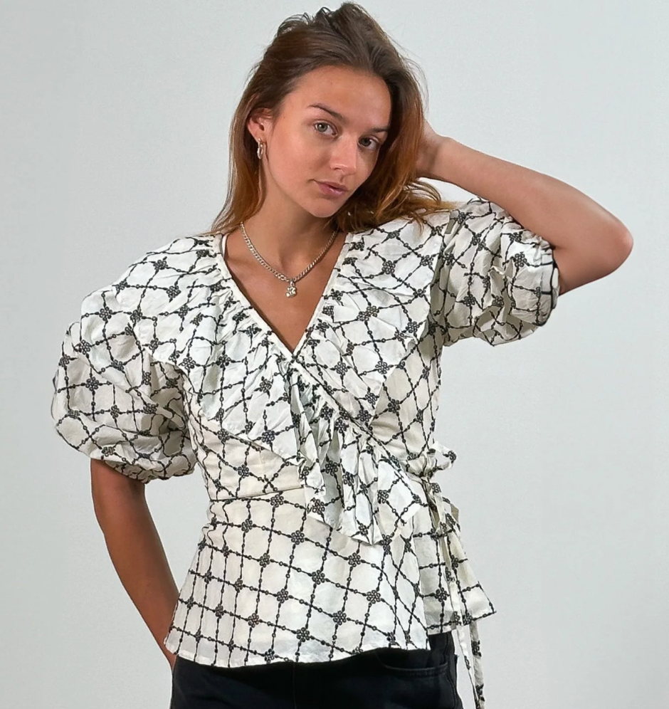 Noella Kolina Blouse Ivory Black Combo