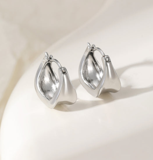 Tamy Chunky Silver Huggie Earrings