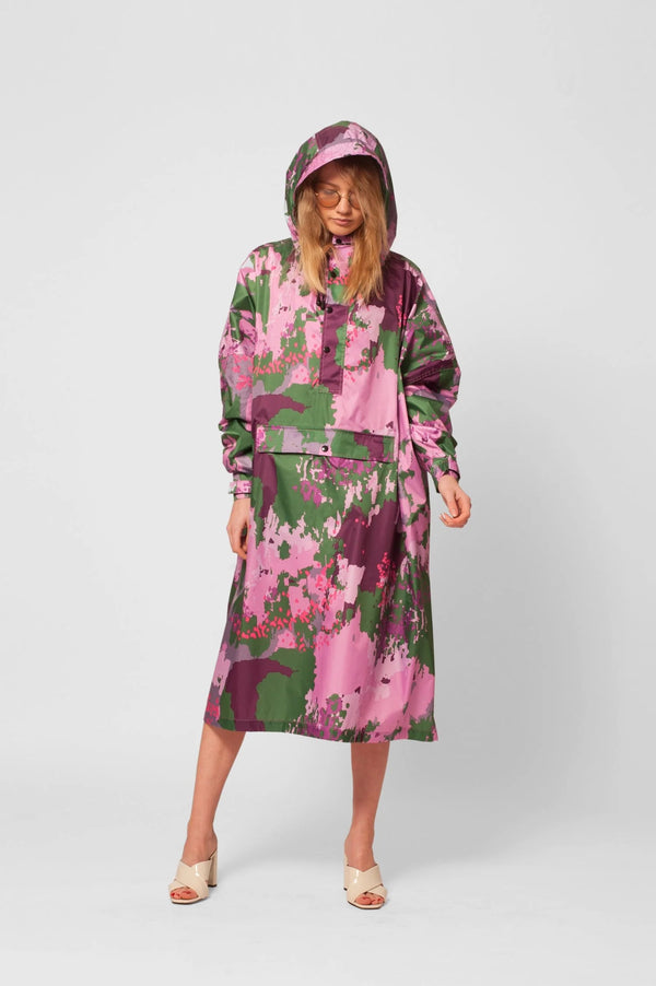 Rainkiss Classic Digi Spring Camo Waterproof Poncho with Built in Carry Pouch (One Size)