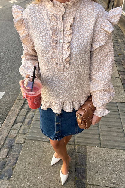 Reno Ruby Ruffle Blouse Oyster