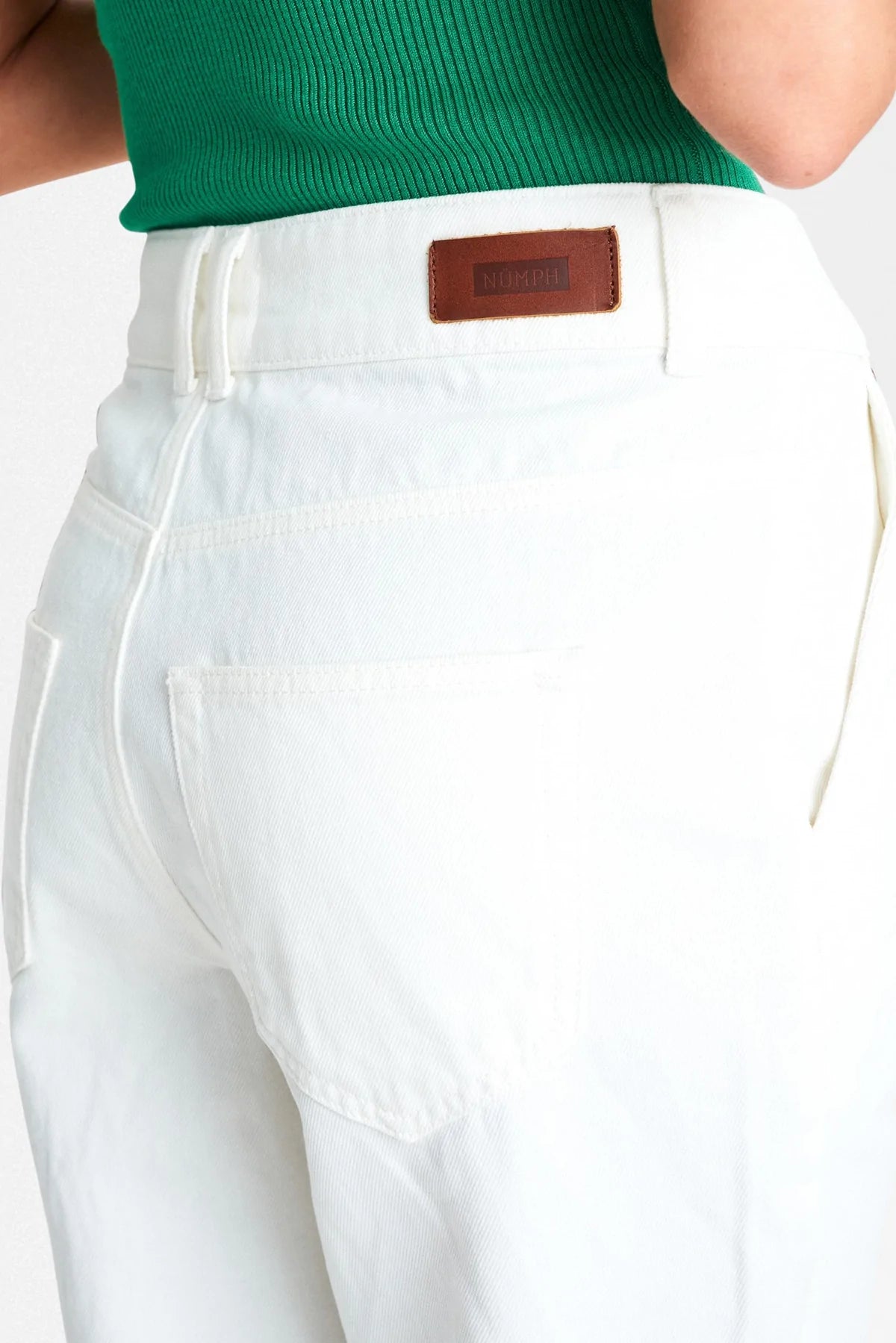 Nümph Nustormy Straight Leg Jeans in Bright White