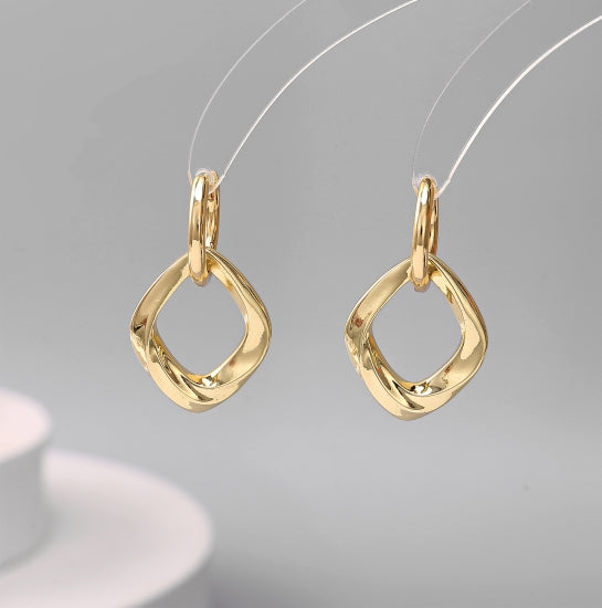 Emma Drop Earrings - Gold